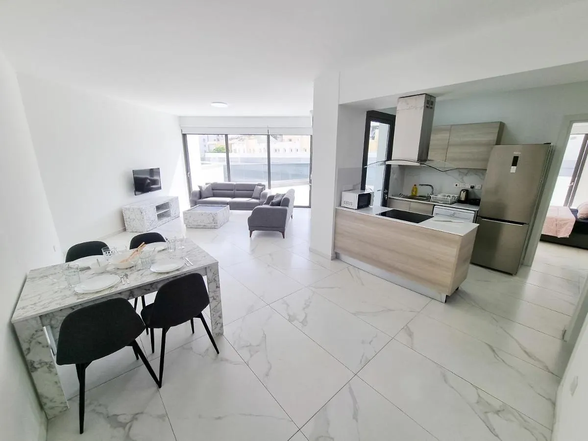 Shades Of Blue Apartment Larnaca Chipre