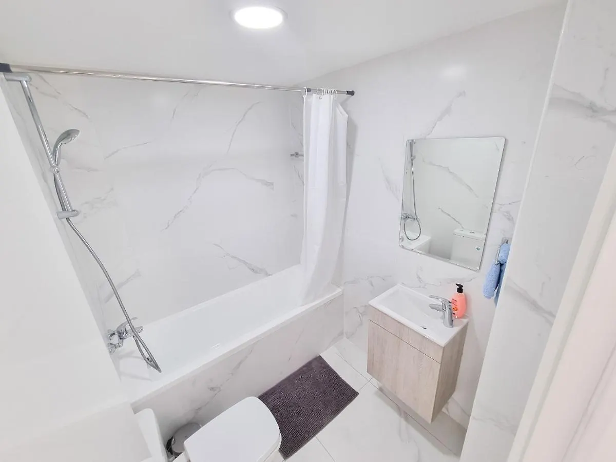Shades Of Blue Apartment Larnaca Chipre